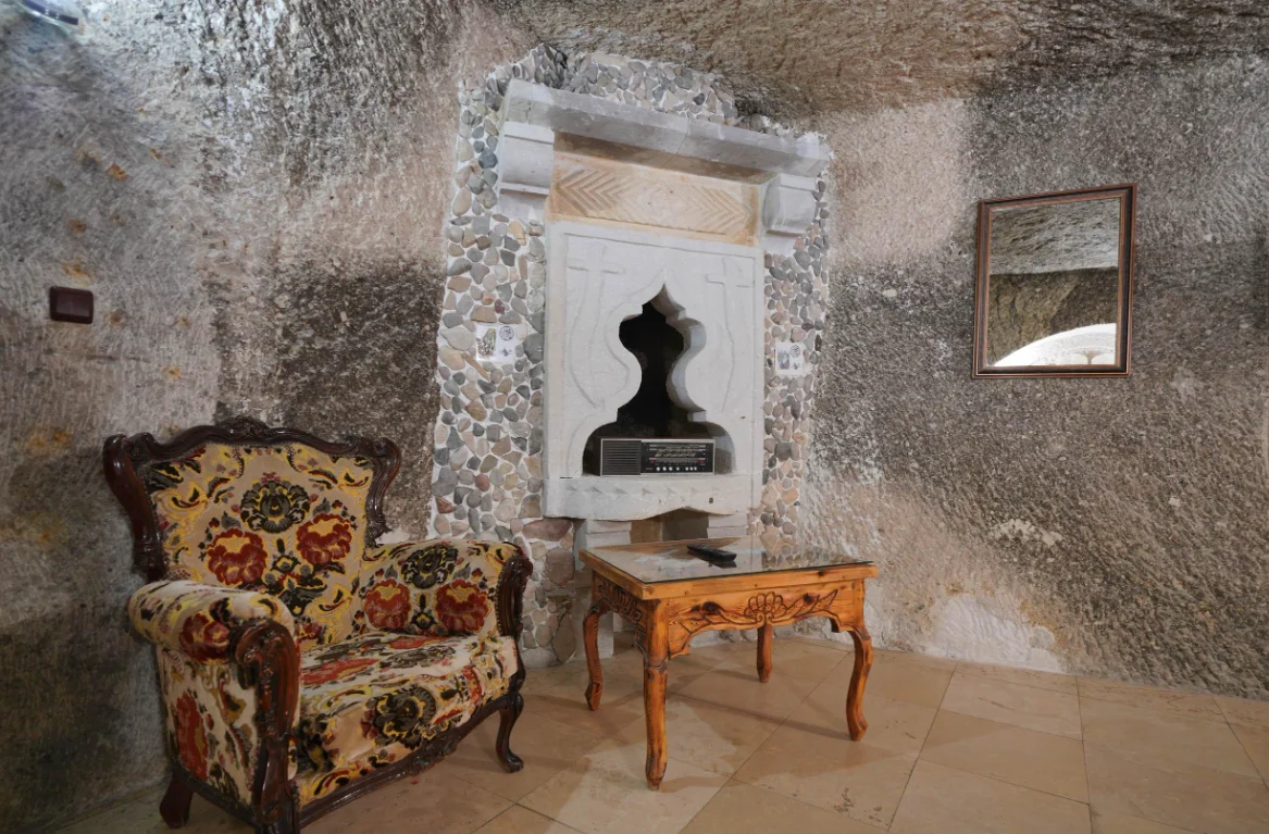 Tandır Mağara Odası ( Double Cave Room)
