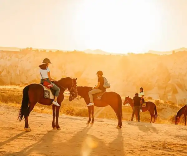 2 SAATLİK KAPADOKYA AT TURU